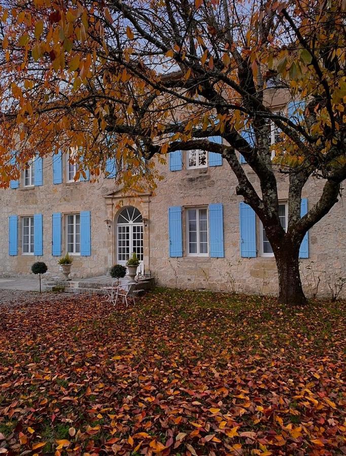 Un Petit Chateau Lauzun Exterior foto
